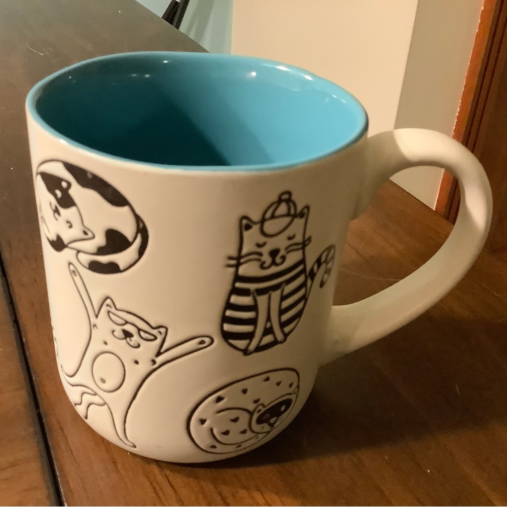 Playful Cat Illustration Mug with Blue Interior